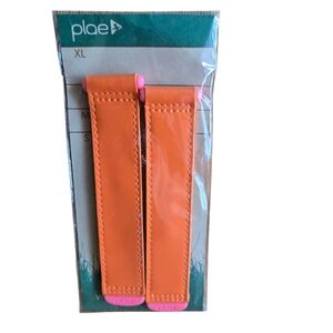 New! PLAE Tabs Large Youth sizes 13 to 3 Patent Golden Poppy Orange 1 Pair